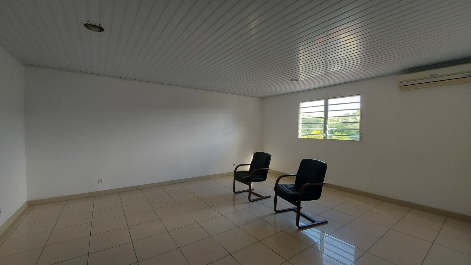 Image_, Bureaux, Sainte-Luce, ref :1197GGD
